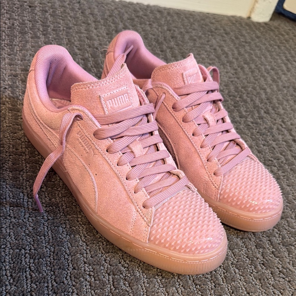 PUMA Women's Pink Sneakers